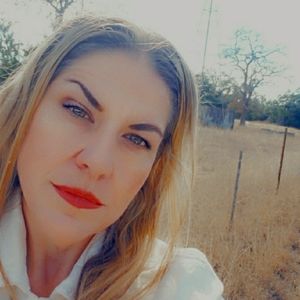 Meet your Posher, Kasey